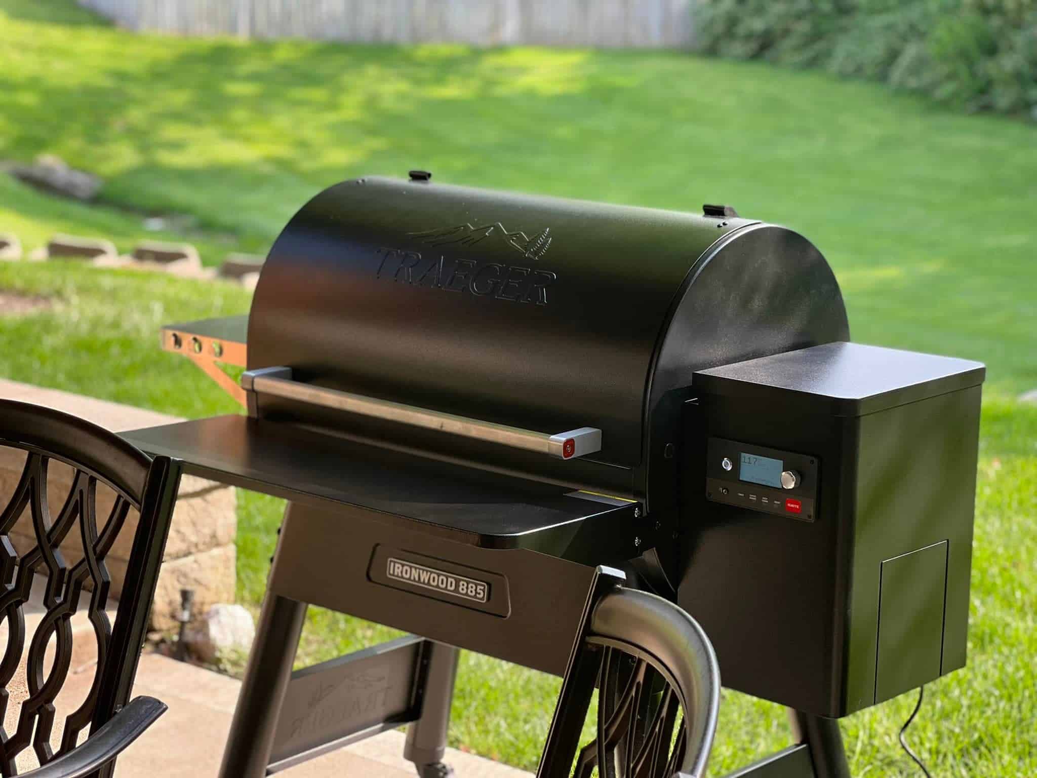 Griddle vs Grill (Which is Better?) The Grilling Dad