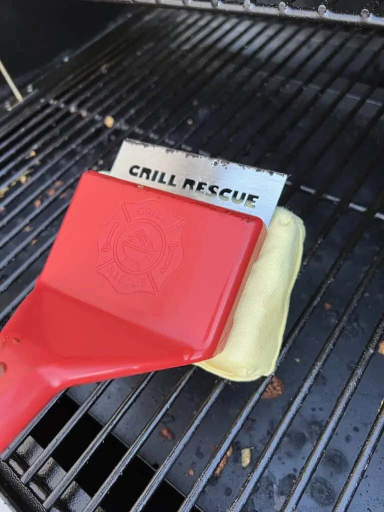 How to Use a Grill Rescue Brush (7 Easy Steps) The Grilling Dad