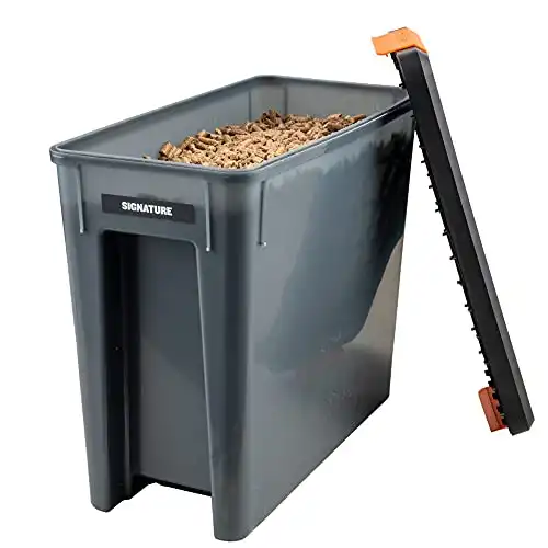 Traeger Pellet Grills BAC637 Stay Dry Pellet Bin, Wood Pellet Storage with Locking Lid, Black